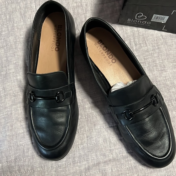 BLONDO | Benita Waterproof Loafer - Picture 2 of 6